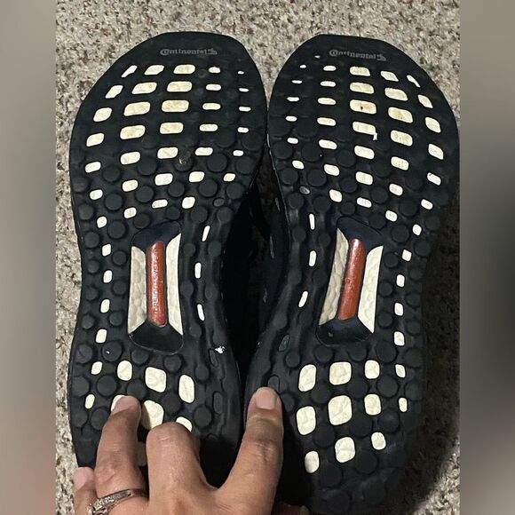 Adidas 4.0 Ultra Boost Men’s Unisex Black Shoes Sneakers size 6.5 - Picture 6 of 9